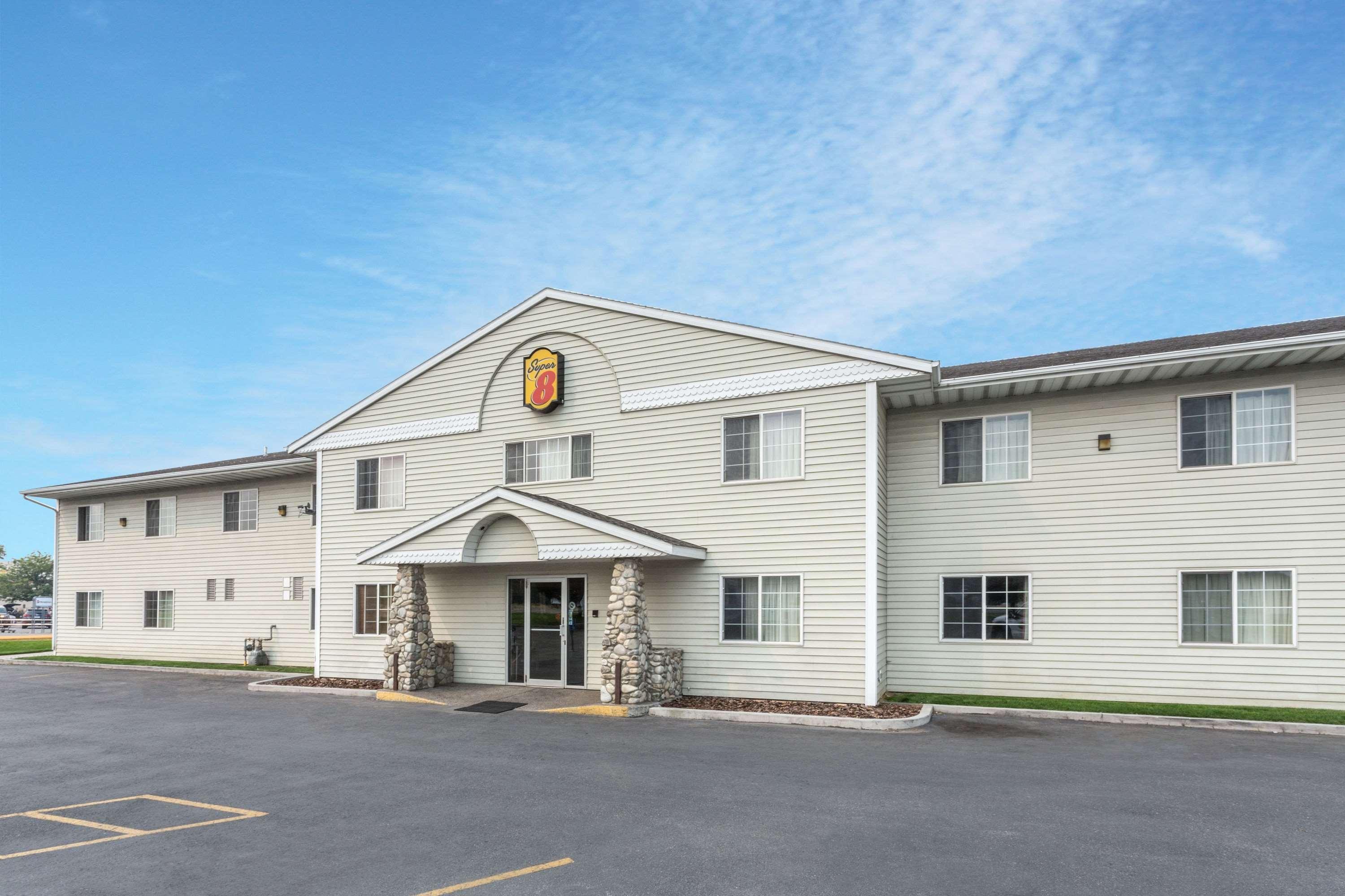 Hotel Super 8 By Wyndham Hamilton Exteriér fotografie
